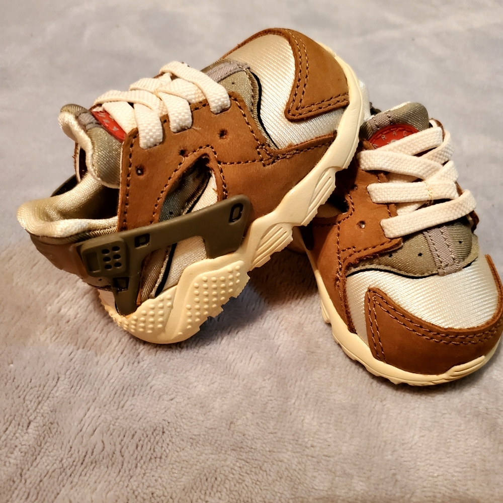 Nike 2C Huarache Run LE Desert Oak Brown Tennis Sneaker Shoe Infant Shoes Baby